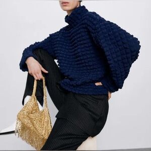 Zara - Blue Quilted Textured Long Sleeve Top With Mock Neck